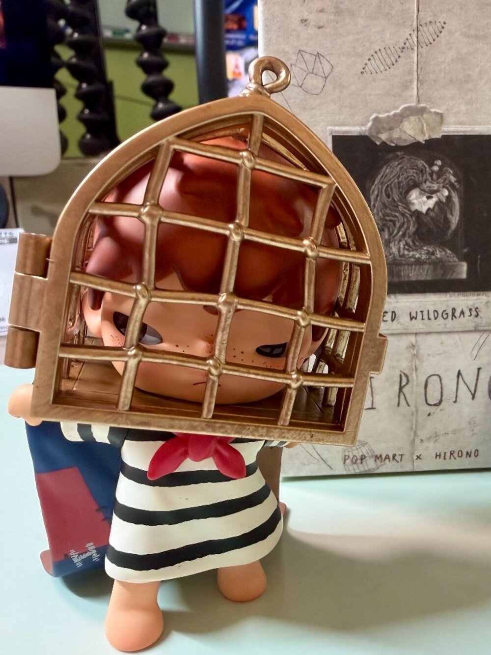 POP MART Hirono Tamed Wildgrass Caged Bird Designer Art Figure Gold Cage